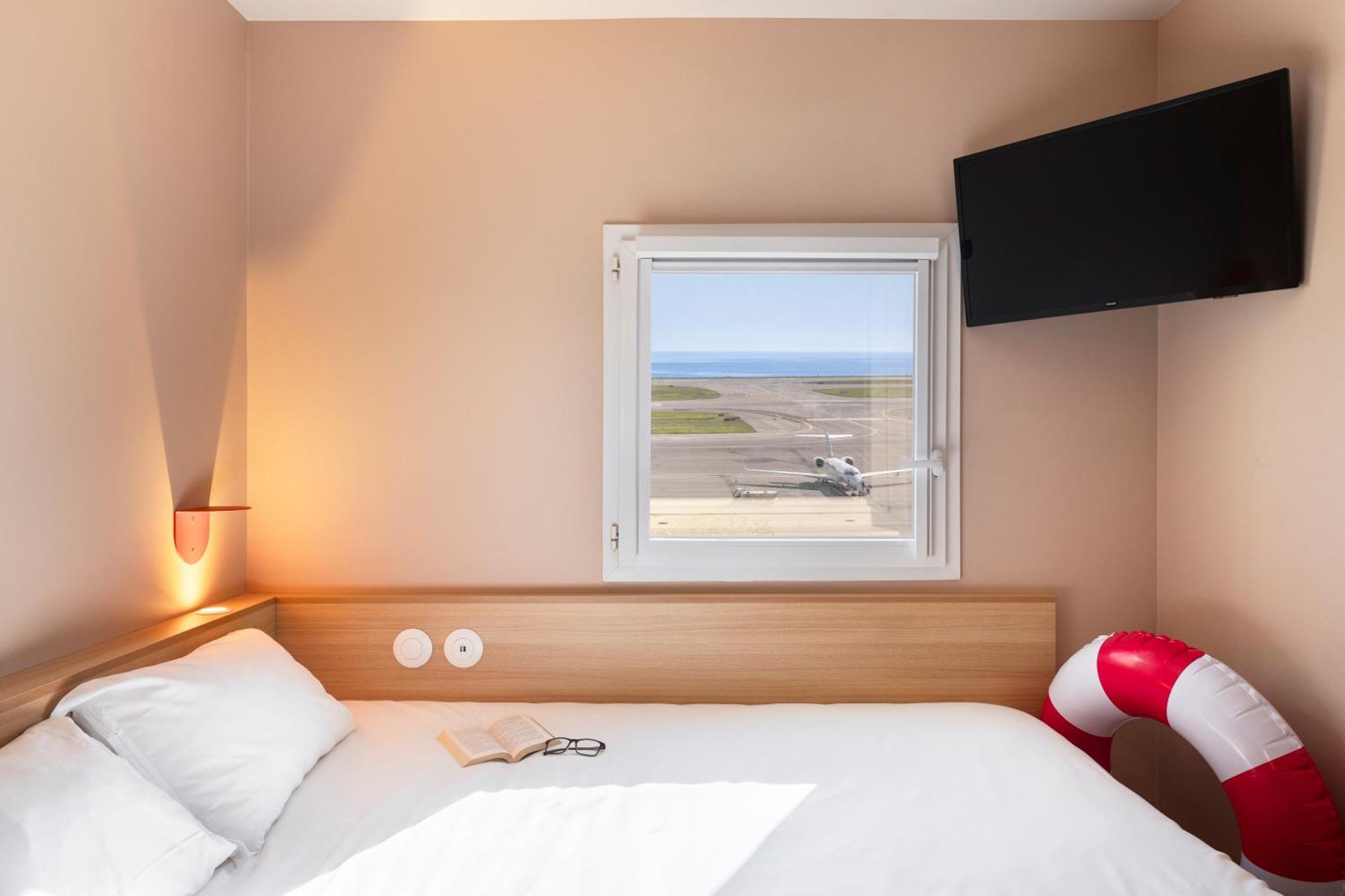 Greet Hotel Nice Aeroport Promenade Des Anglais Ngoại thất bức ảnh